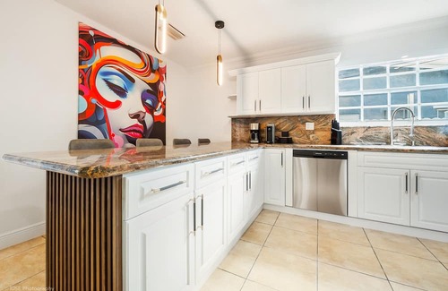 Westchester House | Le Femme Paradise/Heated Pool/Game Room! n