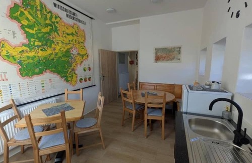 Unserfrau-Altweitra Bed & Breakfast | Bed and breakfast Alte Volksschule Heinrichs near Weitra