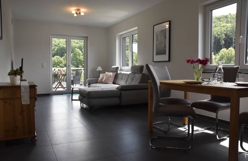 Weiden Apartment | Vacation apartment "Hanne" - for 2-3 persons with balcony