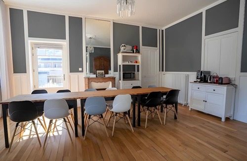 Mont-Dore House | Holiday Home 'La Demeure Du Tabellion' with Mountain View, Balcony and Wi-Fi
