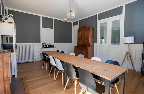 Mont-Dore House | Holiday Home 'La Demeure Du Tabellion' with Mountain View, Balcony and Wi-Fi