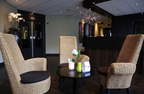 De Bult House | 3 Rooms | Getaway w/Heated Pool | Near Famous Nature Parks | Pet Frienldly