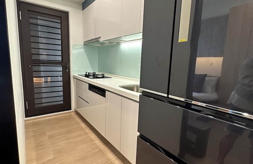 Tamsui Apartment | Spacious 3-bedroom apartment with WiFi, fitness room in New Taipei City