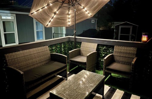 Sherman House | NEW Family/worker friendly, 500Mb, WD, Netflix, More photos coming soon!