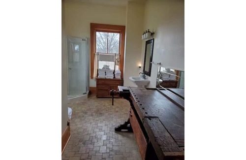 Leland Other | Sugarland Mansion - Built in 1850, 3BR renovated farmhouse on 10 acres + stream