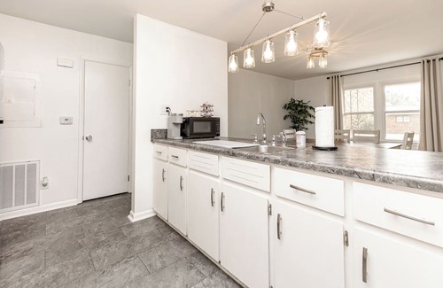 Warner Robins House | 3-bedroom house in Warner Robins neighborhood close to RAFB & Houston Healthcare