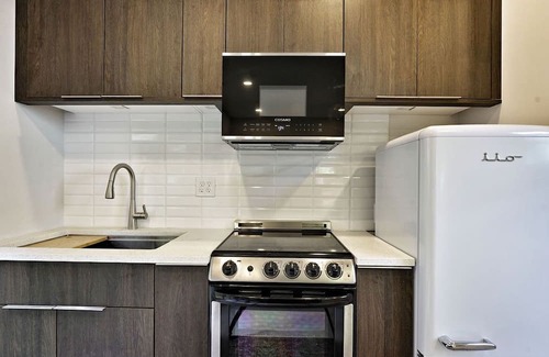 Reynoldstown Cottage | Tiny Home by the Beltline and The Eastern. Great, walkable location