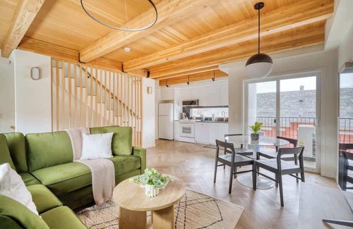 Alberta Arts District House | AlbertaArts Happy Place Townhome