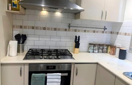 Fawkner House | Affordable 1BR in Fawkner 12 min Airport