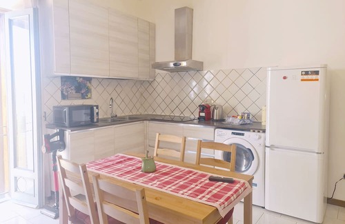 Gorla Apartment | Quiet apartment 30 meters from the Red Metro, in a well-serviced area