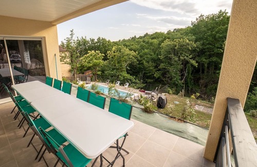 Vesseaux House | Les Bouches Rouges