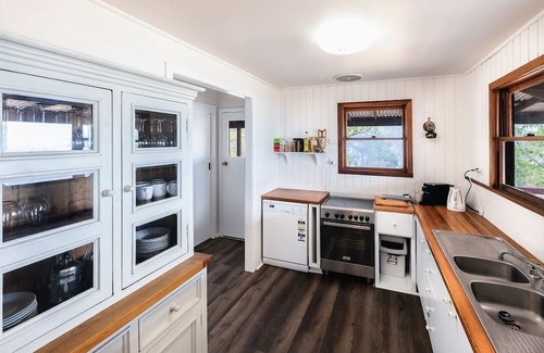 Wollombi Other | Wollombi Country House set in a private 4 acre garden estate with rural views.