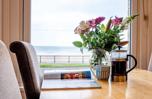 Muston Apartment | St Kitts Apartment, Filey Beach