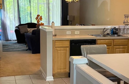 Wesley Chapel House | Charming 2-bedroom townhome in Wesley Chapel with WiFi, AC .