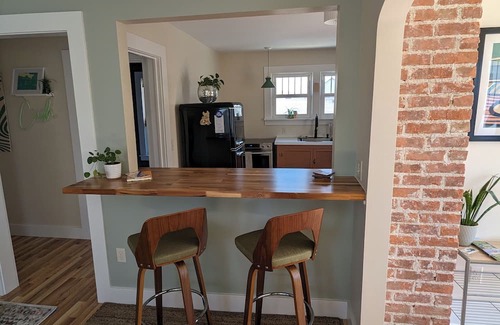 Fredonia Apartment | Charming & Relaxing Two Bedroom Upper Apartment in the Heart of Fredonia