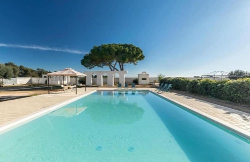 Monti D'arena-Bosco Caggione Condo | Vacations in Apulia - Villa Lea vacation apartments with pool and large outdoor area