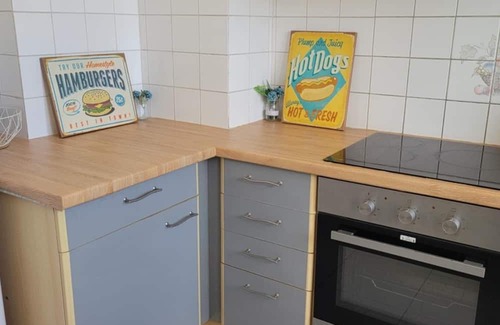 Marignane Apartment | Large T4 apartment 5 minutes from Marseille Provence Airport! Economical and spacious!