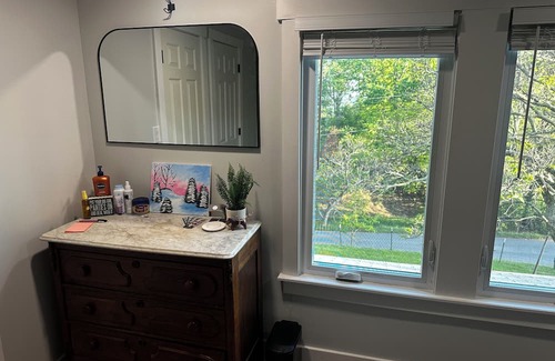Blacksburg House | Mount Mission Getaway w/view of VT Campus