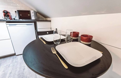 Hincmar Apartment | Le Coquet, Studio en duplex Climatisé