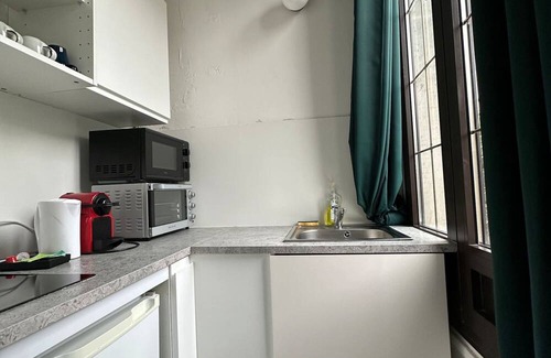 Hincmar Apartment | Libergier 1D - Balcon et vue cathédrale! Hyper centre !