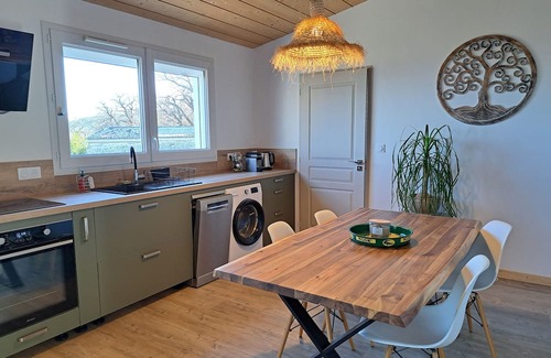 Salazac House | Comfortable nature gîte with swimming pool, ideal for 2 people, pet-friendly