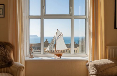 Port Erin Cottage | Spaldrick View Cottage - a holiday cottage that sleeps 6 guests in 4 bedrooms