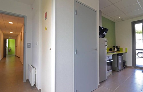 Lonlay-l'Abbaye Apartment | Accessible cottage for disabled, ideal for hikers and families