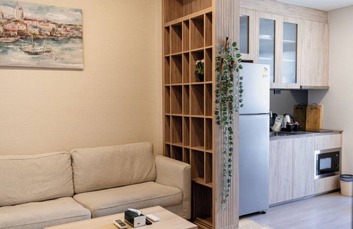 Khlong Toei Apartment | 1BR-BTS Ekkamai 100m Luxury Sky Infinity Pool&Gym