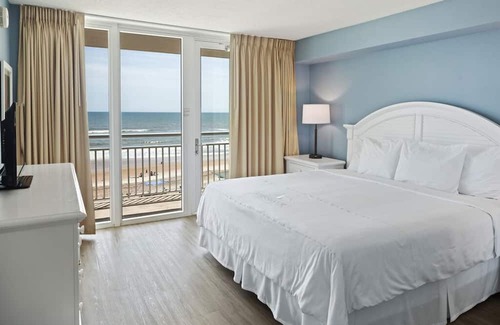Elrod Estates Resort | Ormond Beach oceanfront view! n2-bedroom resort w/huge pool deck on the beach!