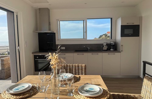 Saint-Pair-sur-Mer Apartment | Rooftop 180