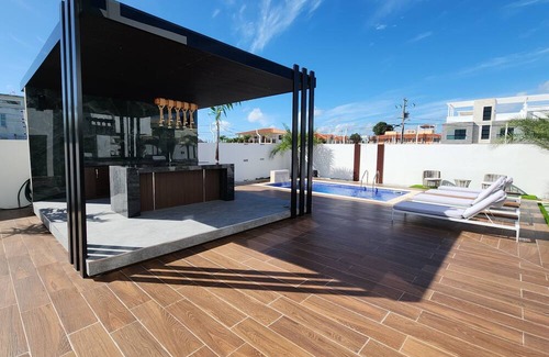 Punta Cana Villa | Villa Paraiso Punta cana, D.R. Ideal for sharing with family and friends 5 rooms.