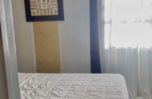 Atlanta House | Perfectly located cute clean family friendly 4-bdrm house in upper westside ATL.