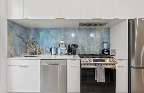 Bedford-Stuyvesant Apartment | Decatur Place by Rove Travel | 1BR Chic Apartment