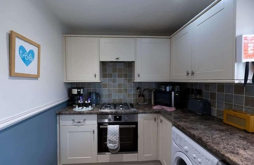Shilbottle Cottage | Cosy Cottage Retreat with Log Fire & Tranquillity