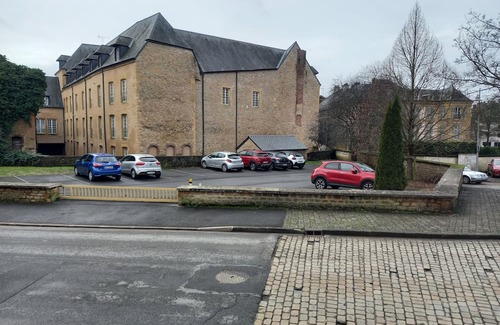 Sedan Apartment | APARTMENT AT THE FOOT OF THE CHATEAU FORT