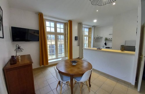 Sedan Apartment | APARTMENT AT THE FOOT OF THE CHATEAU FORT