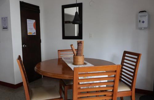 El Poblado House | A1 Living Poblado Cómoda habitación privada