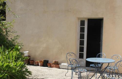 Chalo-Saint-Mars House | Auberge des alouettes Chambre 1