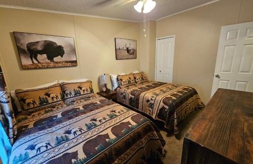 Thonotosassa House | The Cozy Cabin