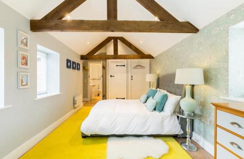 Wickhamford Villa | Elvin Baez