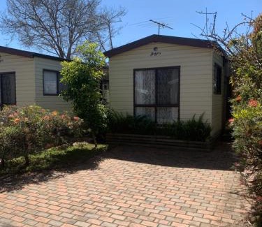 Cowes Hotel | Beach Park Phillip Island - Cabins
