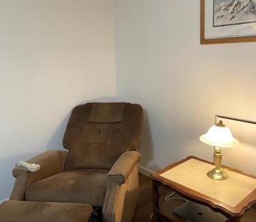 Lovelock Apartment | The Link Vintage Motel