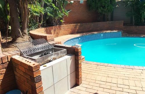 Greater Johannesburg Metropolitan Area Bed & Breakfast | The protea nest