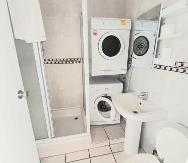 North Beach Apartment | Oceanic 84 Durban