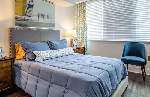 Eastport Apartment | Waterfront Condo Amazing Views with Resort Amenities