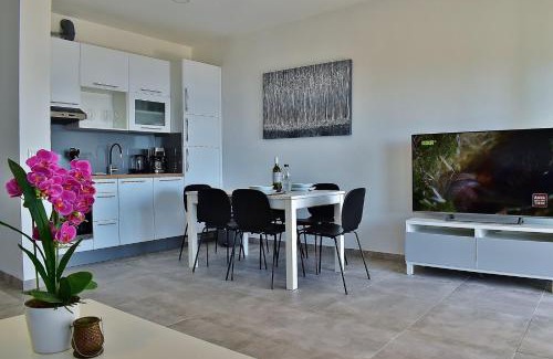 Banjol House | Villa Behar