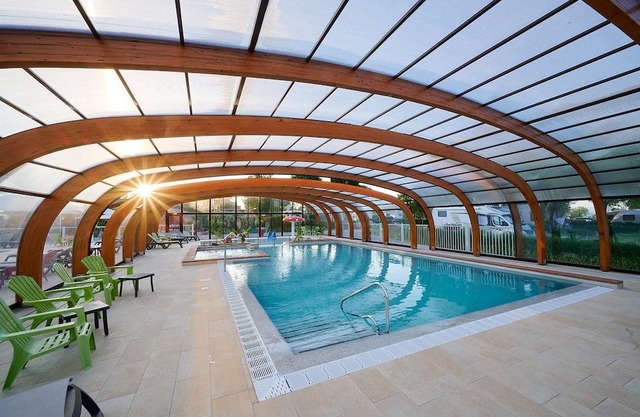 Luxe 5 Pers Villatent at family campsite Le Coin Tranquille in the French Alps