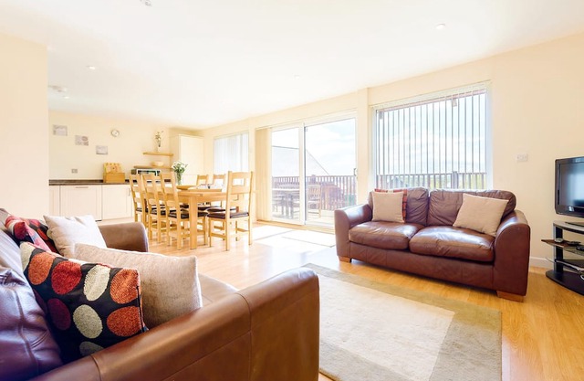 Benasa Lodge A Scandinavian style lodge, perfect for up to 8 guests, dog friendly.