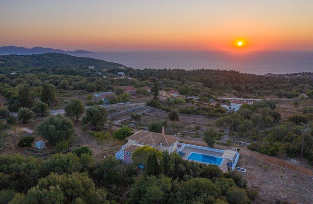 Spyros Villa near Fiskardo, Private Pool Overflow 4x8m, panoramic sea view