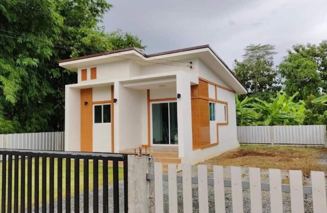 Lotus Uttaradit Two Bedroom House